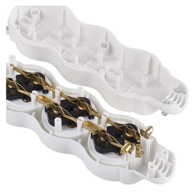 Gniazdo przenośne 3× 2P+PE Emos P0300N montaż