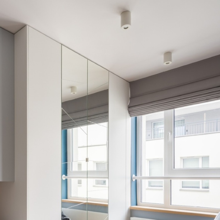 Oprawa do nadbudowania OH36 L biała Kobi zastosowanie