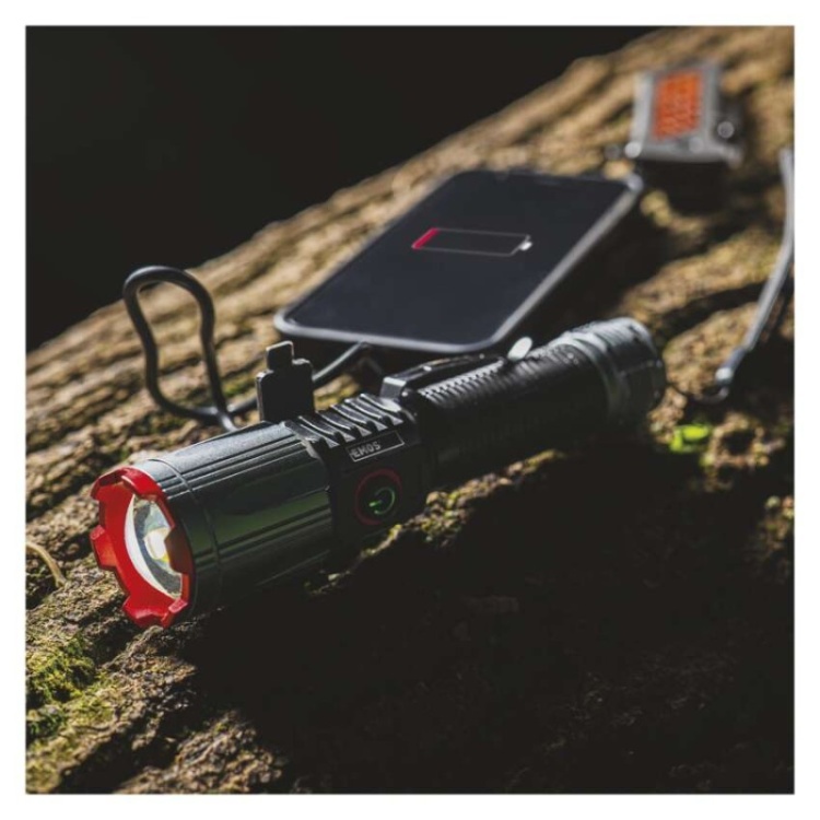 Latarka metalowa LED 3000 lm, 5000 mAh, ładowalna
