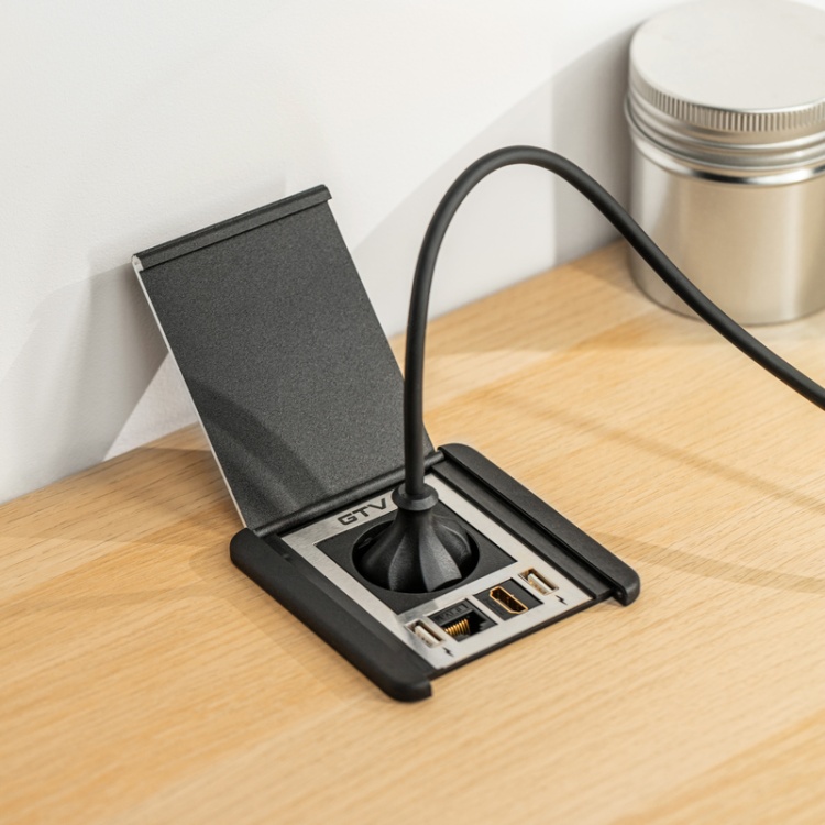 Gniazdo wpuszczane FLIP z przesłoną ładowarka USB przewód 1,5m 1x2P+Z 2xUSB 1xRJ45 czarne użycie