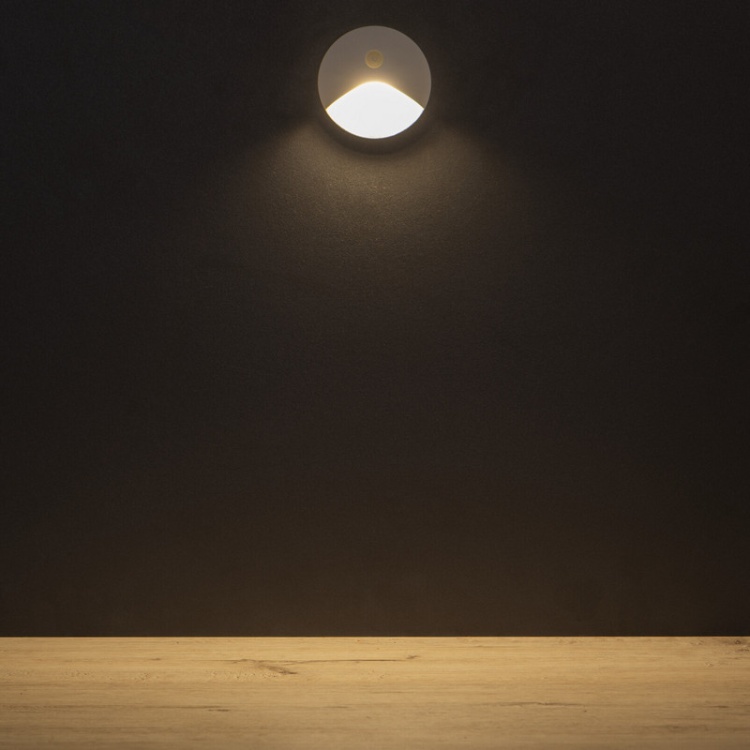 Oprawa przyschodowa LED EXIN 2.5W 3000K 50lm z czujnikiem PIR biała IP65 Kanlux 39123 sposób rozświetlenia