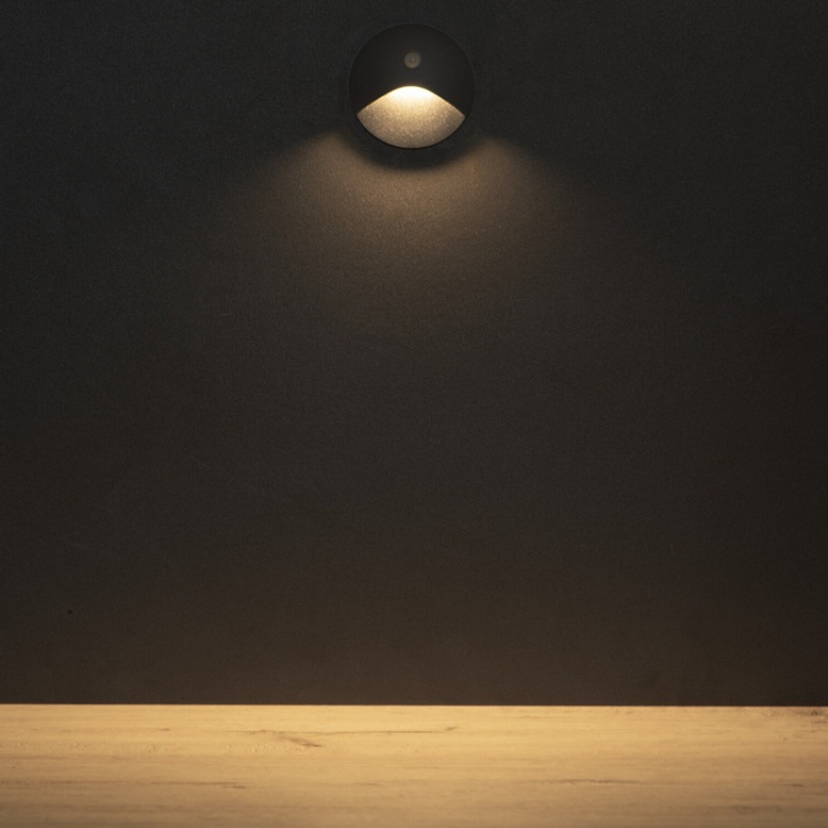 Oprawa przyschodowa LED EXIN 2.5W 3000K 50lm z czujnikiem PIR szara IP65 Kanlux 39125 sposób rozświetlenia