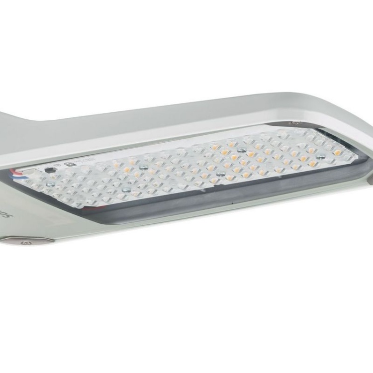 Oprawa uliczna PHILIPS CoreLine Malaga LED 47W – trwała i szczelna konstrukcja