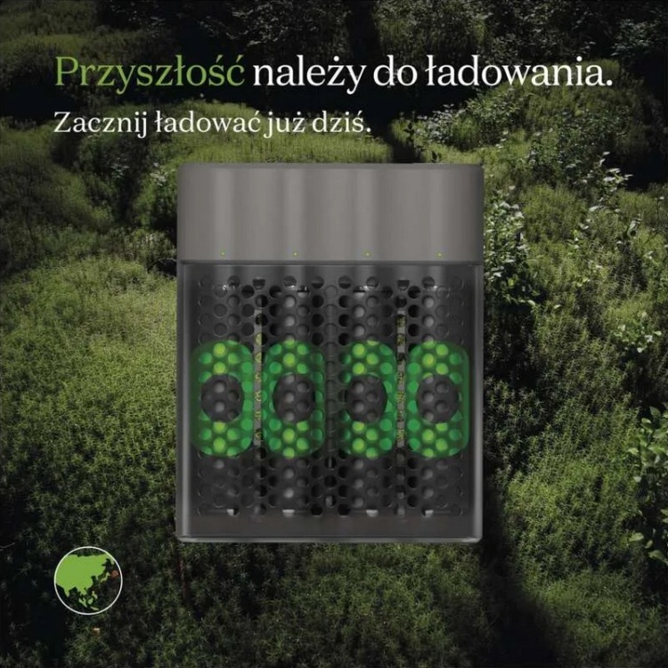 Ładowarka GP M452 do AA i AAA