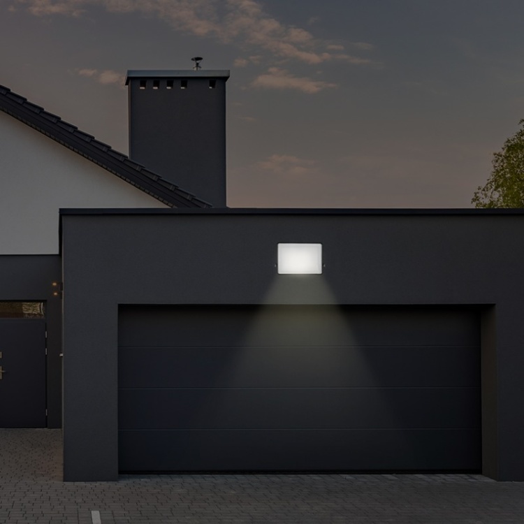 Reflektor LED zewnętrzny 30W