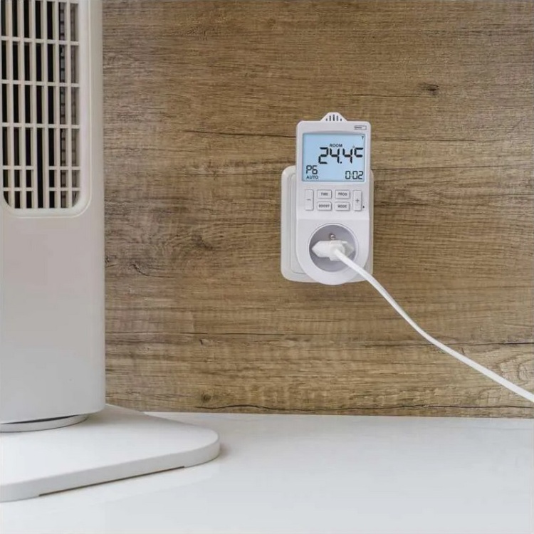 Panel sterowania termostatu z przyciskami