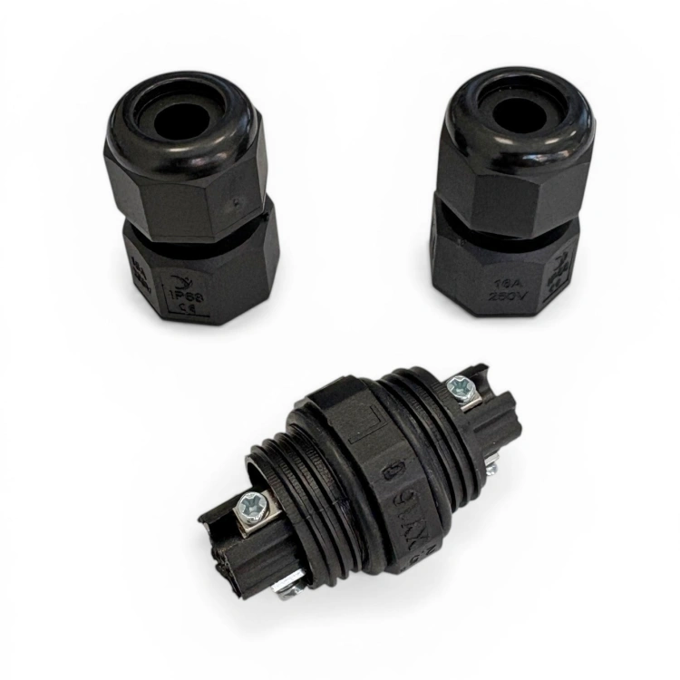 Złącze hermetyczne do przewodów 3×2,5 mm2  250V 30A IP68