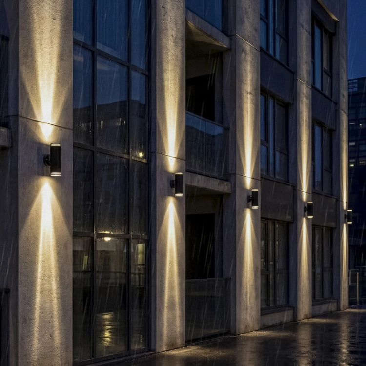 Kinkiet elewacyjny góra dół do elewacji