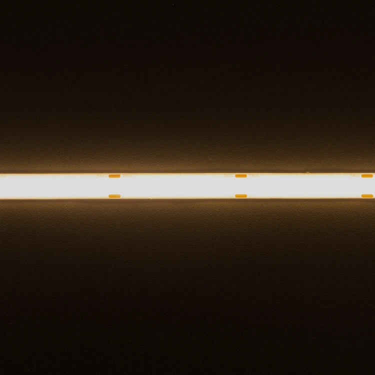 Taśma LED 3000K ciepłe światło do salonu