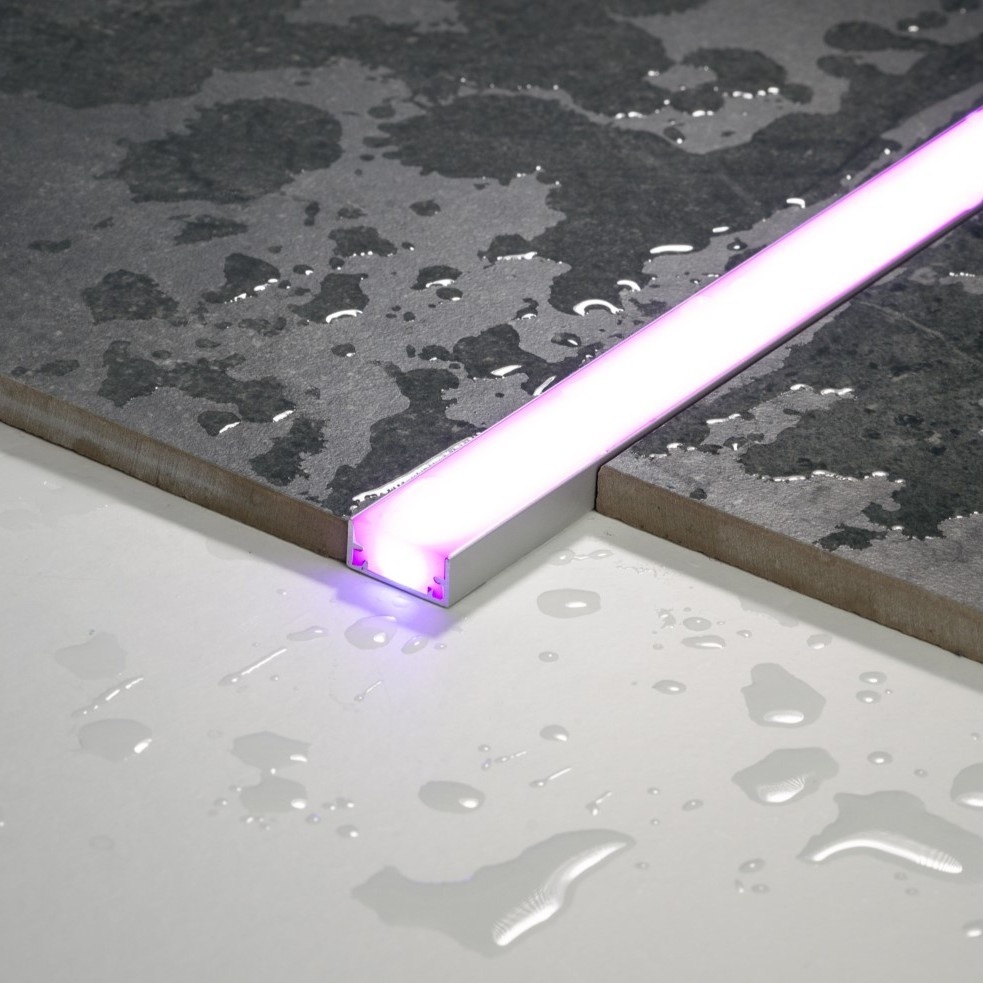 Oprawa liniowa LED AQU RGB IP68 srebrna.jpg