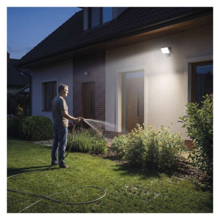 Naświetlacz LED TAMBO EVO z czujnikiem PIR, 30 W, 3000 lm, IP44, czarny