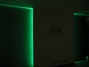 zabudowa oświetlona taśmą led - zieloną