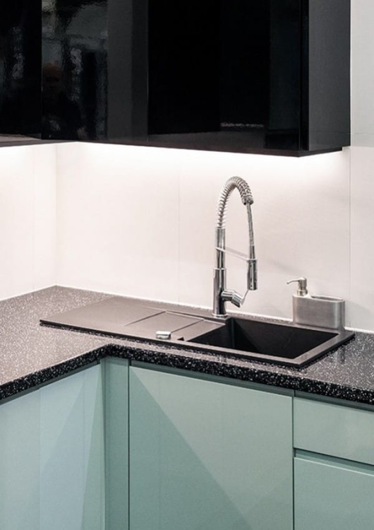 Profil LED MICRO-HG czarny anodowany klosz mleczny typu HS; odcinki: 1m, 2m, 3m KLUŚ