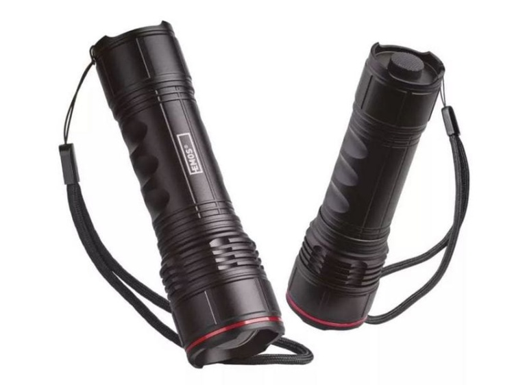 Latarka LED P3115 metalowa 500lm 4×AAA z zoomem EMOS