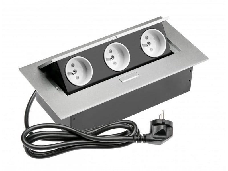 Gniazdo wpuszczane w blat przewód 1,5m 3x2P+Z srebrne.jpg