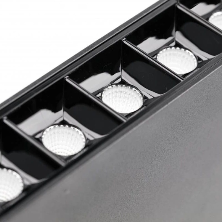 Oprawa liniowa VILANA 42W 3780lm 4000K 120° 120cm GTV zbliżenie.jpg