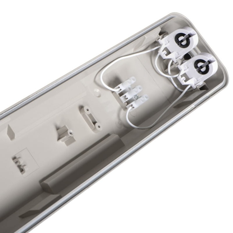 Oprawa pyłoszczelna pod tuby LED DICHT 4LED 2x36W 2x120cm Miledo 31321 wewnątrz.jpg
