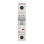Wyłącznik z zabezpieczeniem nadmiarowo-prądowym 1P C16A EATON przód.jpg