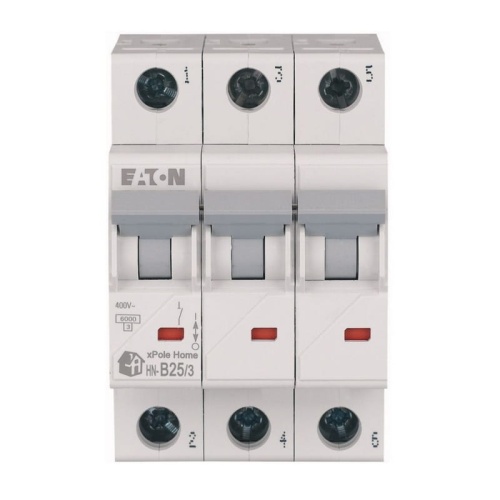 Wyłącznik z zabezpieczeniem nadmiarowo-prądowym 3P B25A EATON przód.jpg