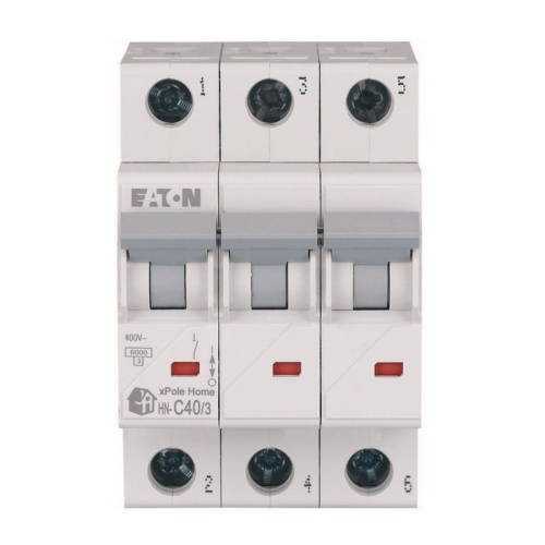 Wyłącznik z zabezpieczeniem nadmiarowo-prądowym 3P C50A EATON przód.jpg