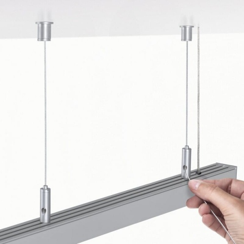 Zestaw mocowań RD-1 srebrna satyna C28231 KLUŚ przykład zamocowania.jpg