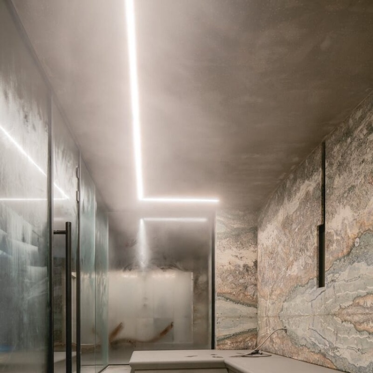 Profil SILER biały bez przesłony KLUŚ aranżacja sauny.jpg