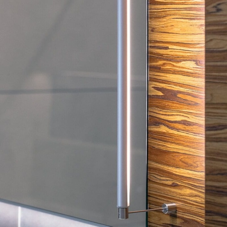 Profil LED OLEK biały, bez przesłony KLUŚ aranżacja lustra