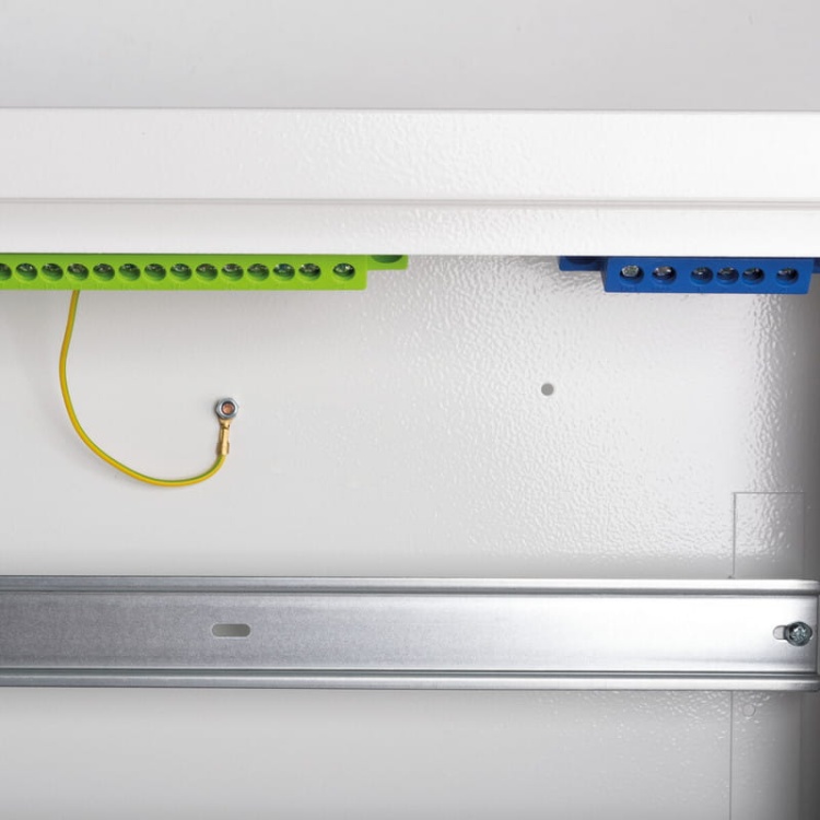 Rozdzielnica metalowa natynkowa KP-DB-I-MS-412 IP30 IDEAL 29317 elementy montażowe