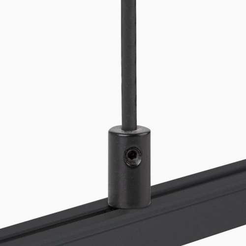 Zawieszka FI-8-PRET-ZM C28189L07 czarna KLUŚ przykład mocowania.jpg