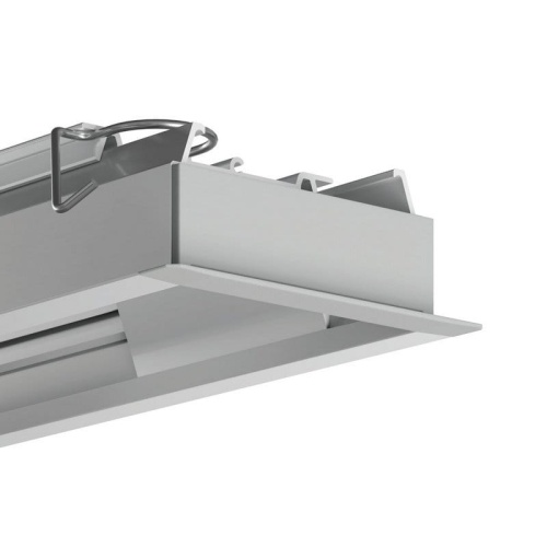 Zaślepka RAM-KOL-50 A18060 szara KLUŚ przykład montażu.jpg