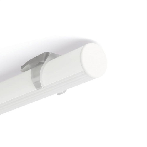 Zaślepka OLEK-LUK C24204C10 biała KLUŚ przykład montażu.jpg