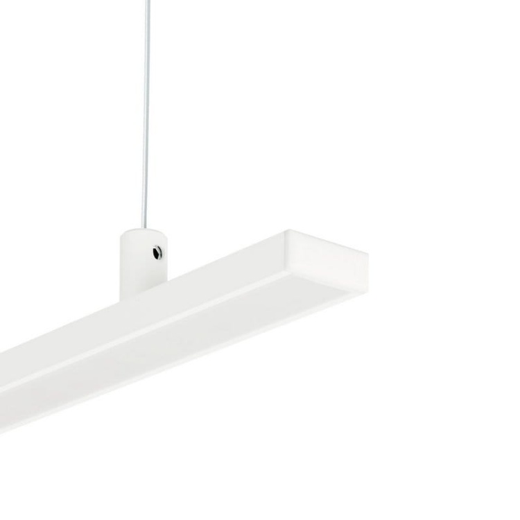 Zaślepka MICRO-PLUS C24392C10 biała KLUŚ z zawieszką.jpg