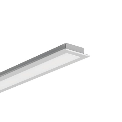 Zaślepka MICRO-NK C24346L01 metalizowana KLUŚ przykład montażu.jpg