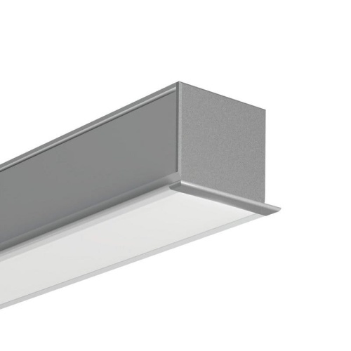 Zaślepka LOKOM C24005L01 metalizowana KLUŚ przykład montażu.jpg