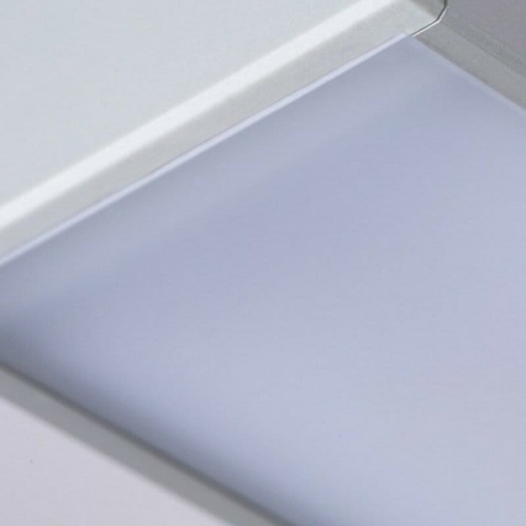 Osłona POL-100 mleczna KLUŚ przykład montażu.jpg