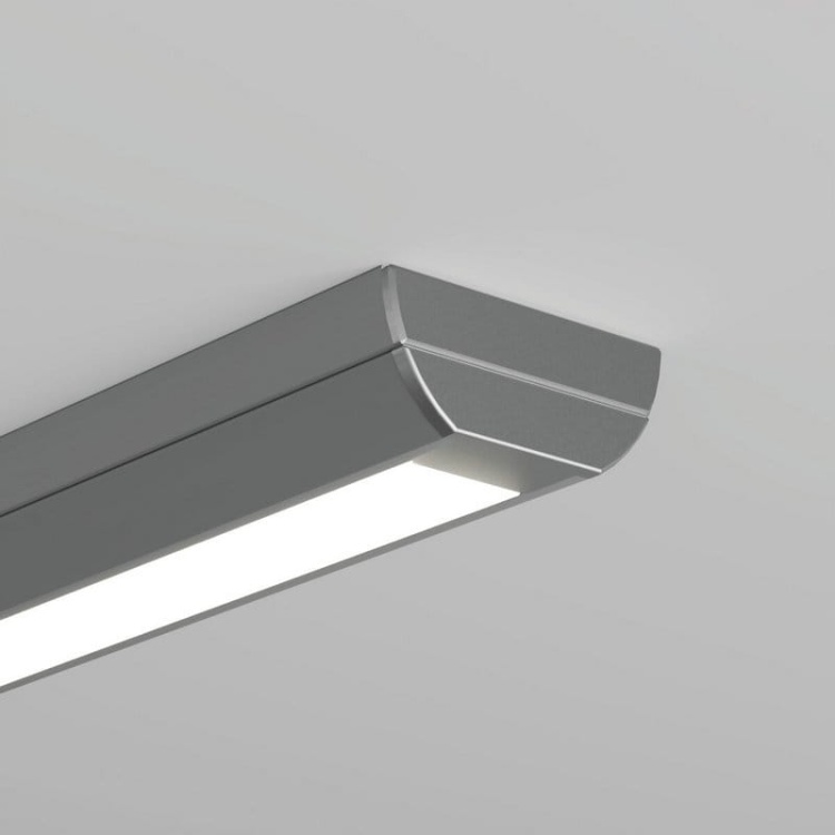 Zaślepka do profilu TEST-74 C24039L01 metalizowana KLUŚ przykład z profilem.jpg