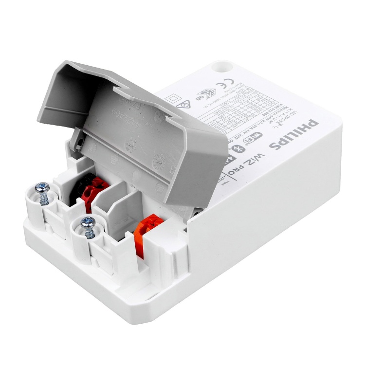 Xitanium 44W 0.7-1.05A 42V WiZ DM 230V-2.jpg