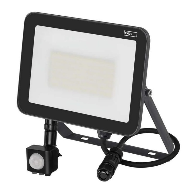 Naświetlacz LED INOVO z czujnikiem PIR 50W 5500lm 4000K IP65 EMOS ZS2742