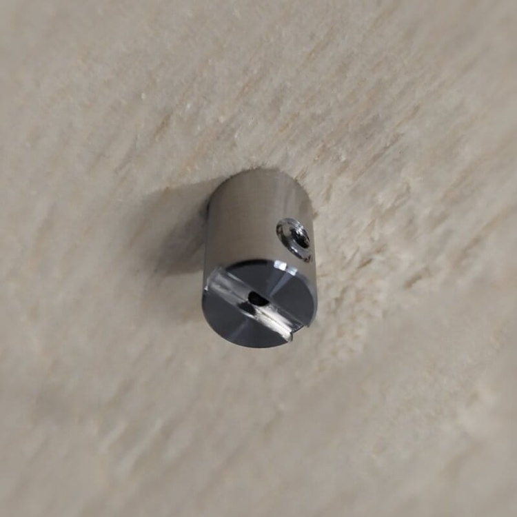 Zawieszka LIN C28178N00 srebrna KLUŚ przykład montażu.jpg