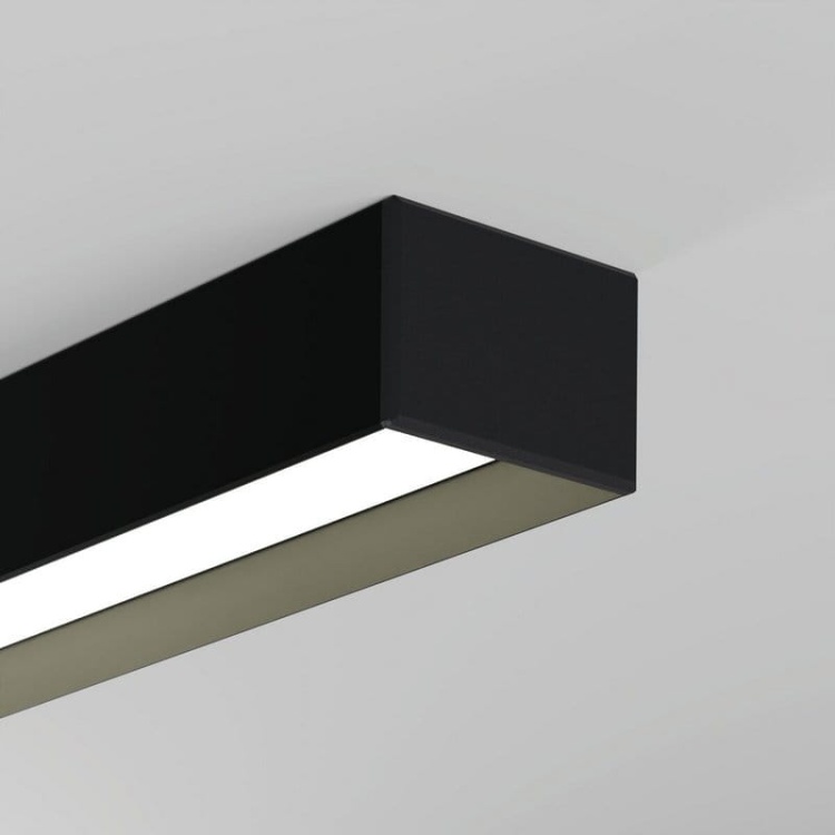 Zaślepka GIZA-LL-ZMG C24467C07 czarna KLUŚ zaświecony profil.jpg