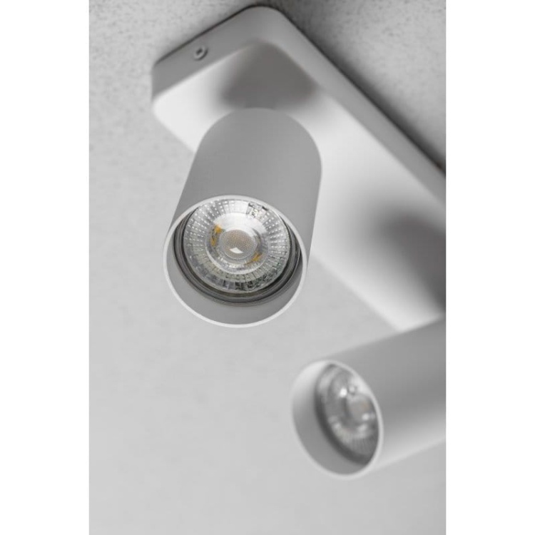 Oprawa ścienna SANTO BIS aranżacja.jpg