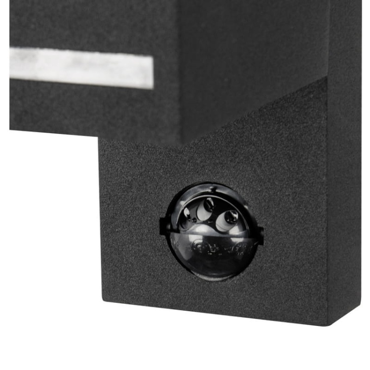 Oprawa hermetyczna FOREST D GU10 max 35W czujnik ruchu czarna IP54 STRÜHM zbliżenie.jpg