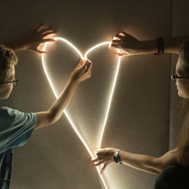 Klips montażowy NEON MOUNTING CLIP 20 sztuk Kanlux 37229 aranżacja.jpg