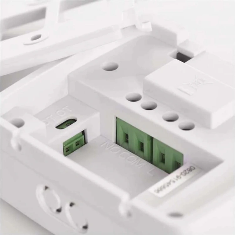 Programowalny termostat pokojowy bezprzewodowy z OpenTherm EMOS P5611OT złączki