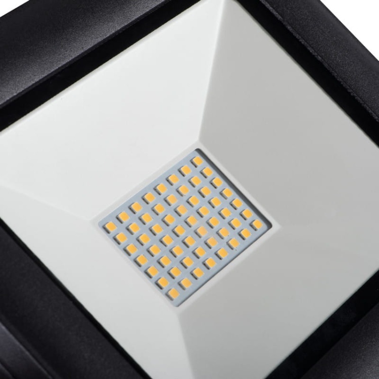 Przenośny naświetlacz STATO LED 50W 4000K 6000lm IP65 Kanlux 29225 diody