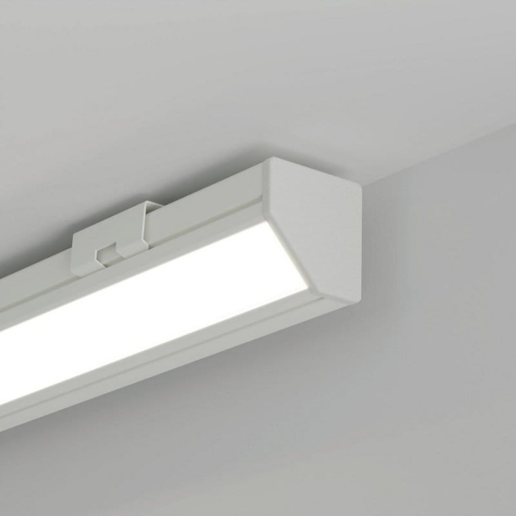 Zaślepka 45-PLUS C20007C10 biała KLUŚ zastosowanie z profilem 45-PLUS zaświecona