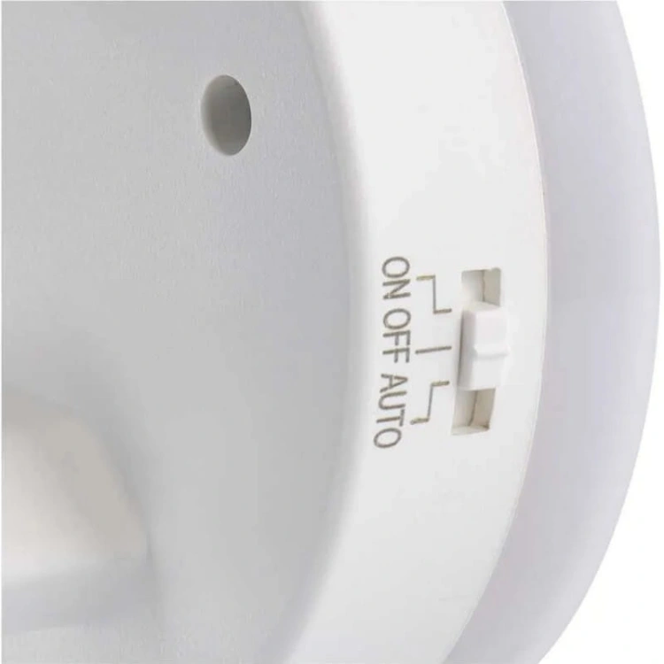 Lampka nocna LED do gniazdka 230V z czujnikiem P3323 Emos