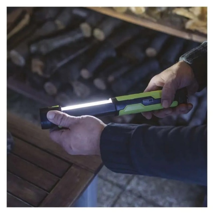 Lampa warsztatowa COB LED akumulatorowa 3.7V 2000mAh 450lm IP44 P4541 Emos aranżacja