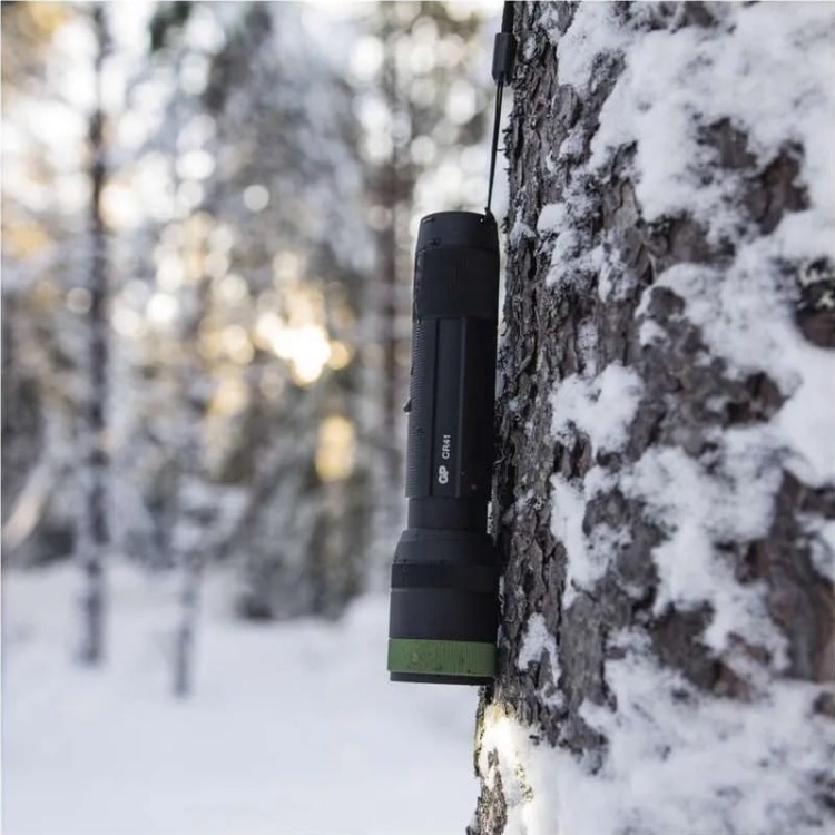 Latarka LED Discovery CR41 ładowalna 2550mAh 650lm IPX7 GP P8511 aranżacja