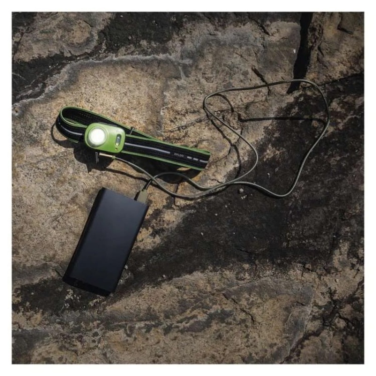 Latarka czołowa LED Xplor PHR17 ładowalna 500lm 85m IPX6 GP P8567 aranżacja